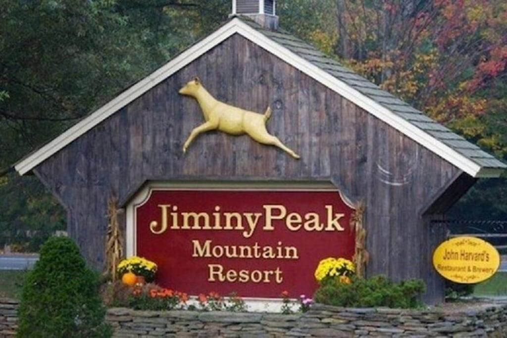 Ski On Off 1Br Suite 1St Flr Sleeps 4 Jiminy Peak Ханкок Экстерьер фото